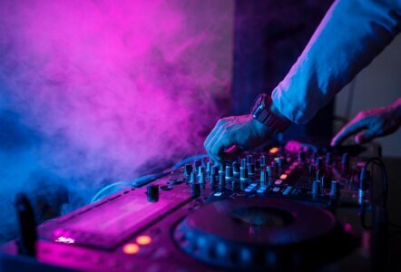 dj_playing_music_sound_mixer_night_club